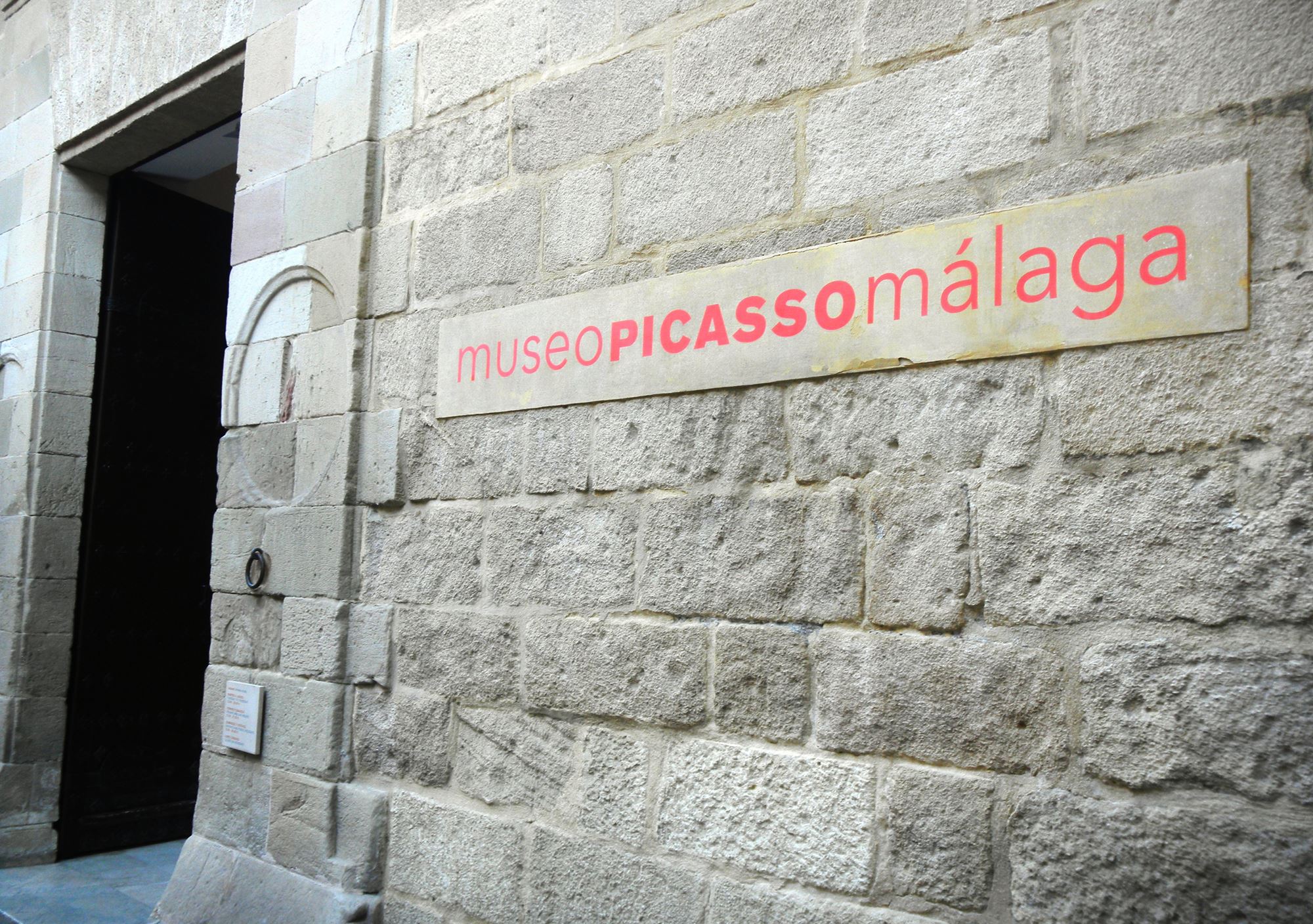 reservar online tours guiados Bono turístico Málaga Museum Experience